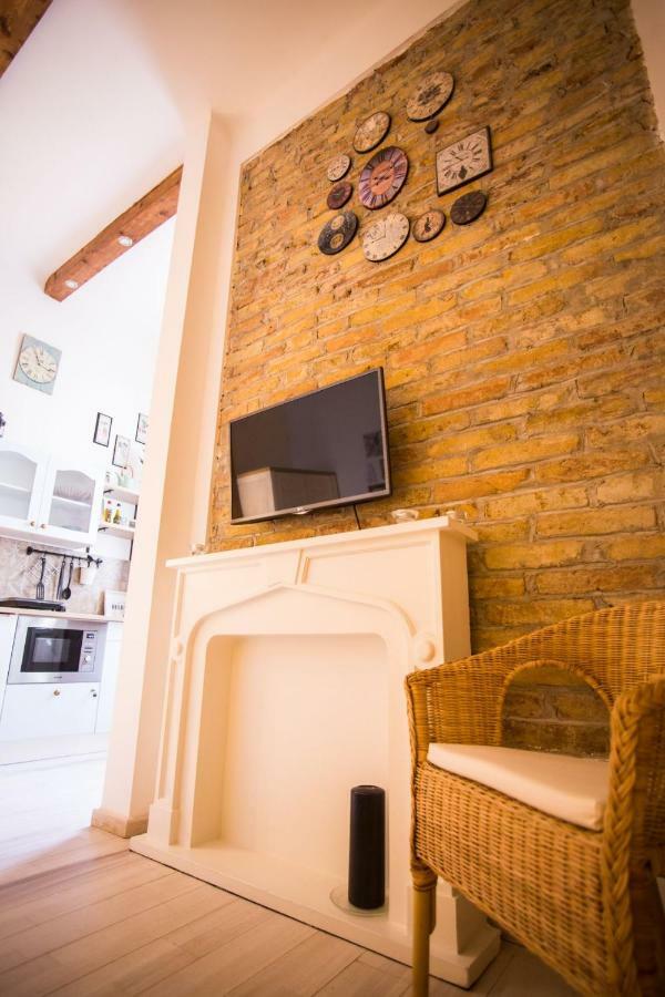 Izabella Vintage Style Apartamento Budapest Exterior foto