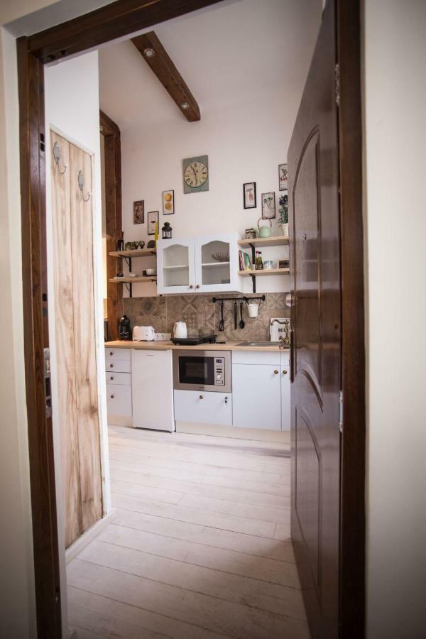 Izabella Vintage Style Apartamento Budapest Exterior foto