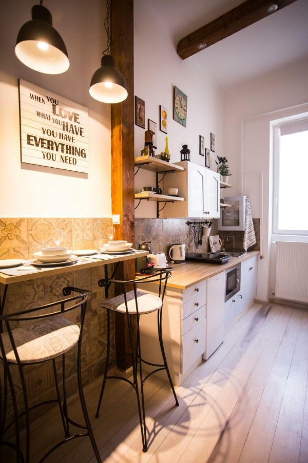 Izabella Vintage Style Apartamento Budapest Exterior foto