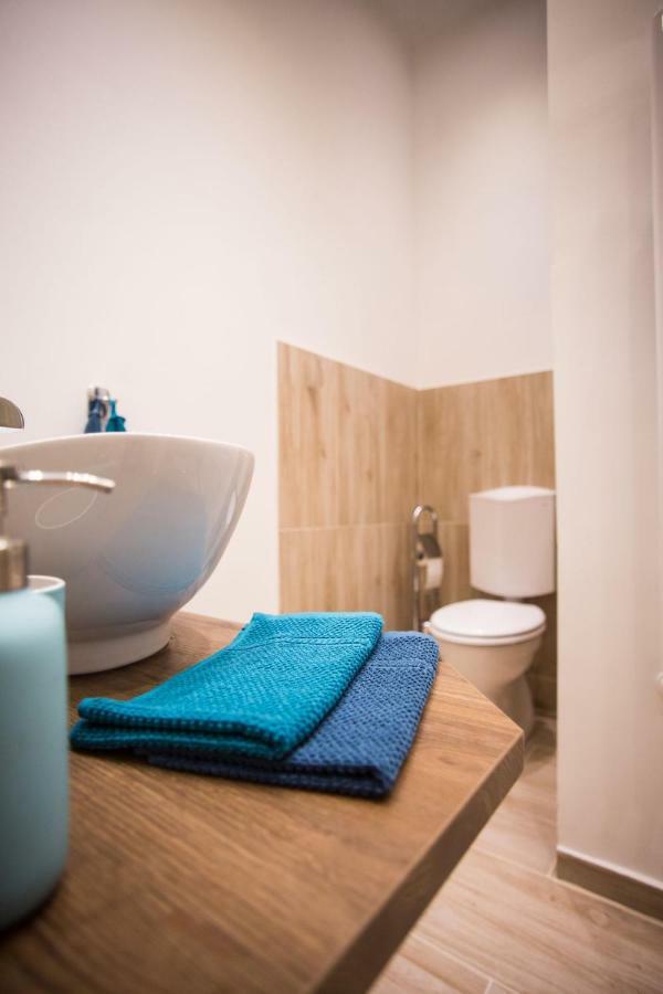 Izabella Vintage Style Apartamento Budapest Exterior foto
